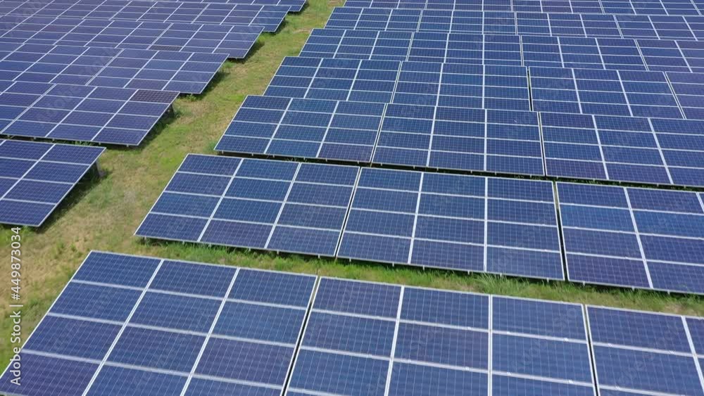 太陽光発電・太陽光パネル・ソーラーパネル・再生可能エネルギー・電気・メガソーラー・ドローン・空撮 太陽光発電・太陽光パネル・ソーラーパネル・再生可能エネルギー・電気・メガソーラー・ドローン・空撮