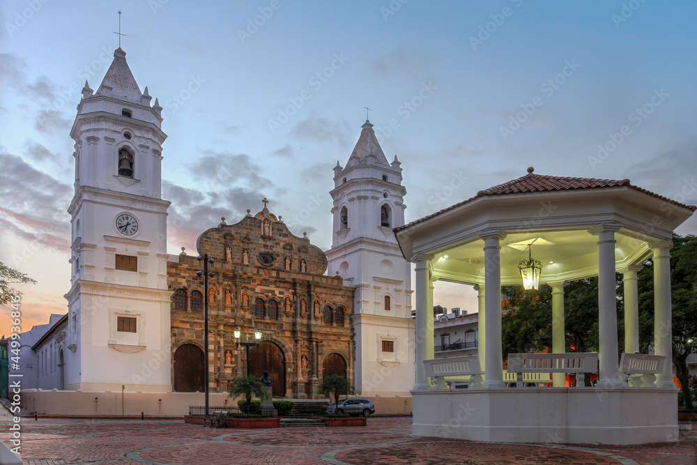 Beautiful sunset in Casco Antiguo Square with the Panama Metropolitan Cathedral, Santa Maria La Antigua.