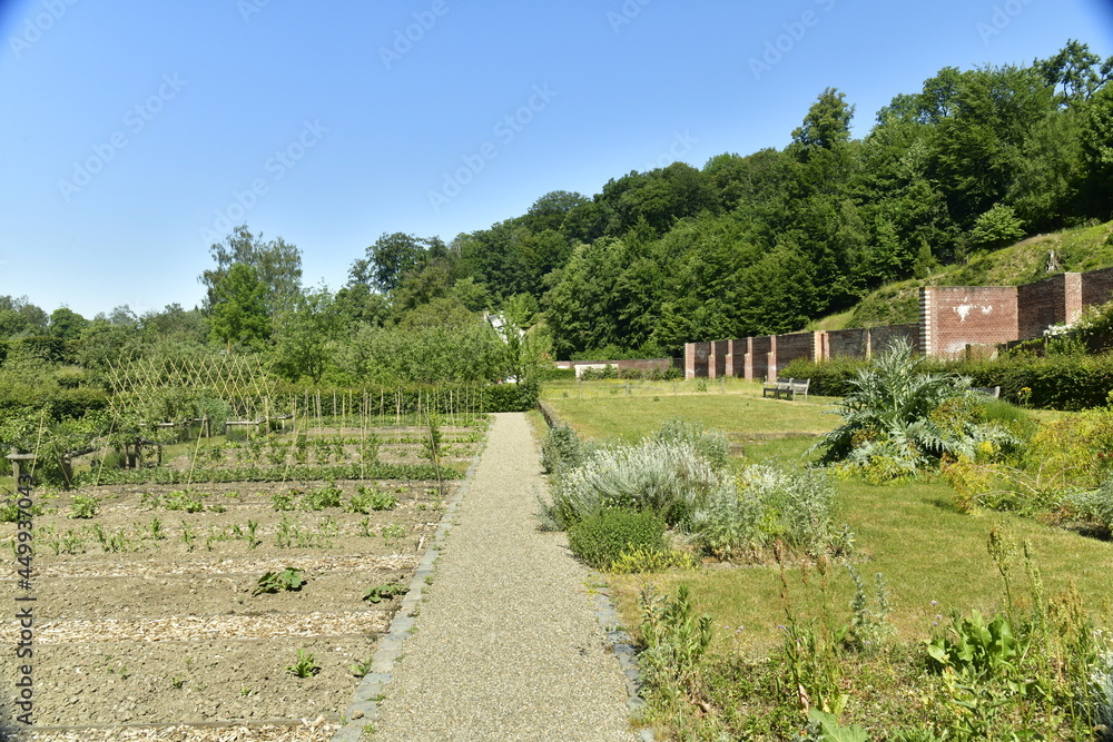 Les jardins de l'abbaye du Rouge-Cloître en plein coeur de la forêt de Soignes à Auderghem 