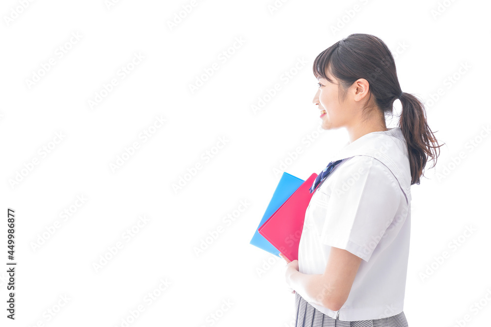 出張に行く若いビジネスウーマン