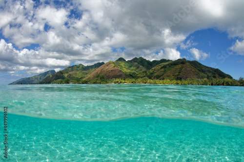 lagon de moorea -  polynesie francaise © bru