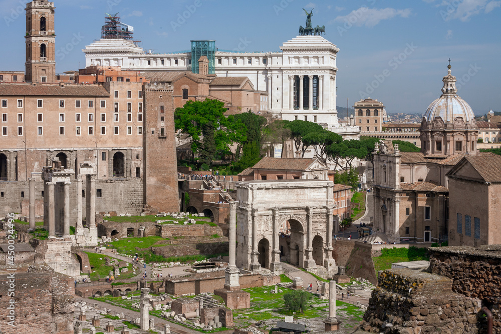 Roma. Veduta del Foro Romano dal Colle Palatino.