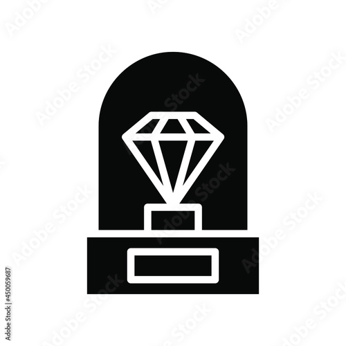 Jewel icon vector set. jewelry illustration sign collection. bijouterie symbol or logo.