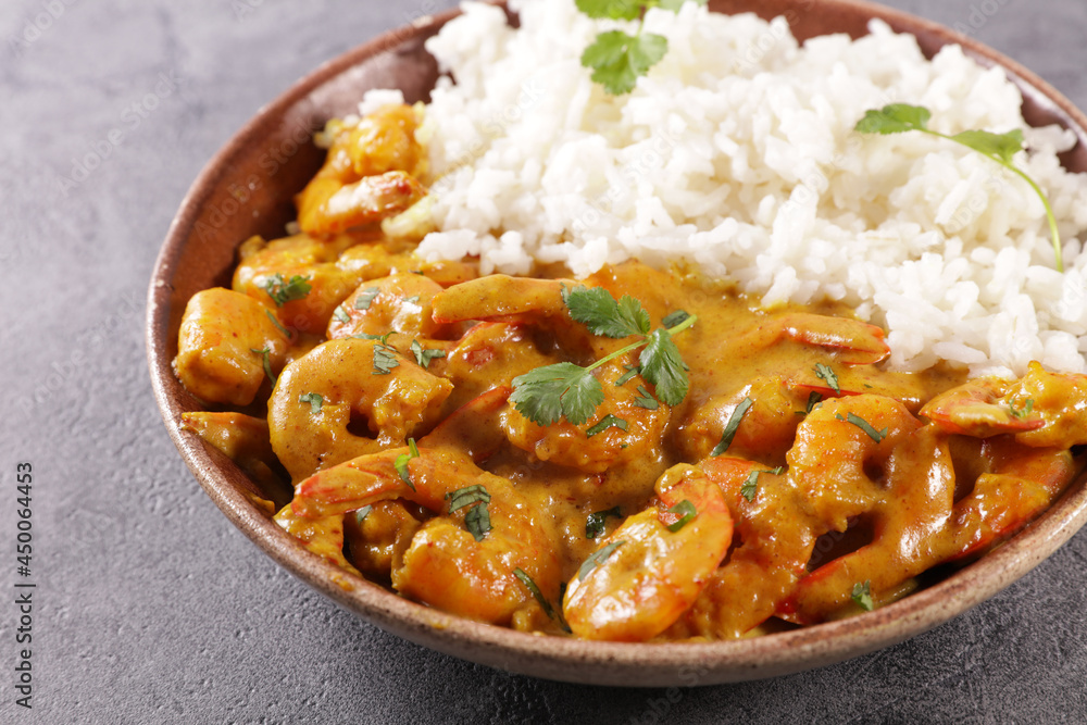 shrimp in curry coconut sauce with rice shrimp in curry coconut sauce with rice