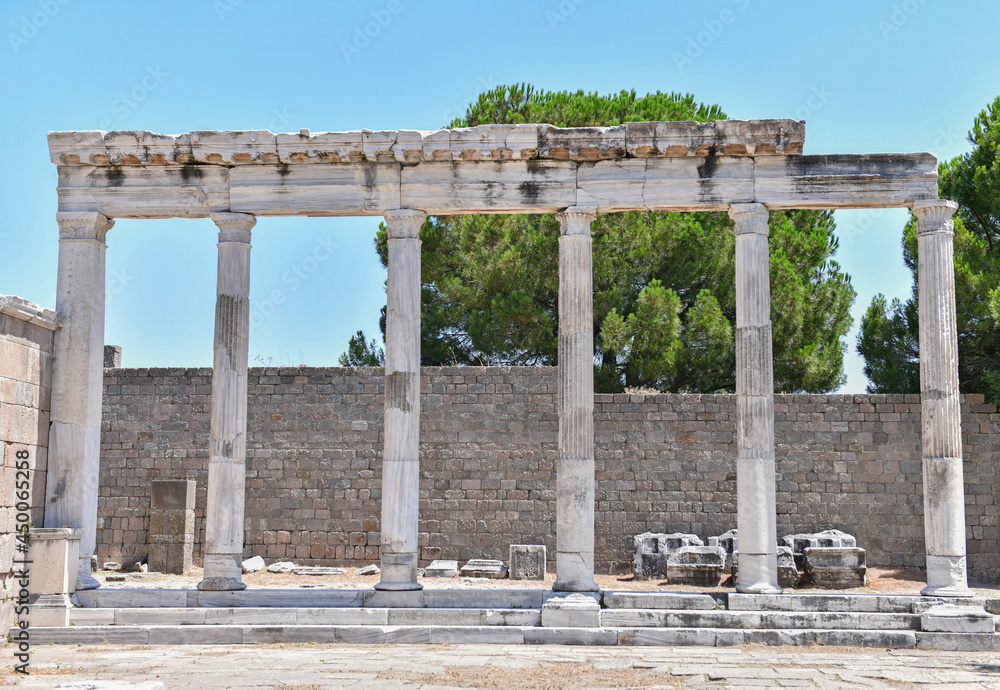 Fototapeta premium Ancient Pergamon City 