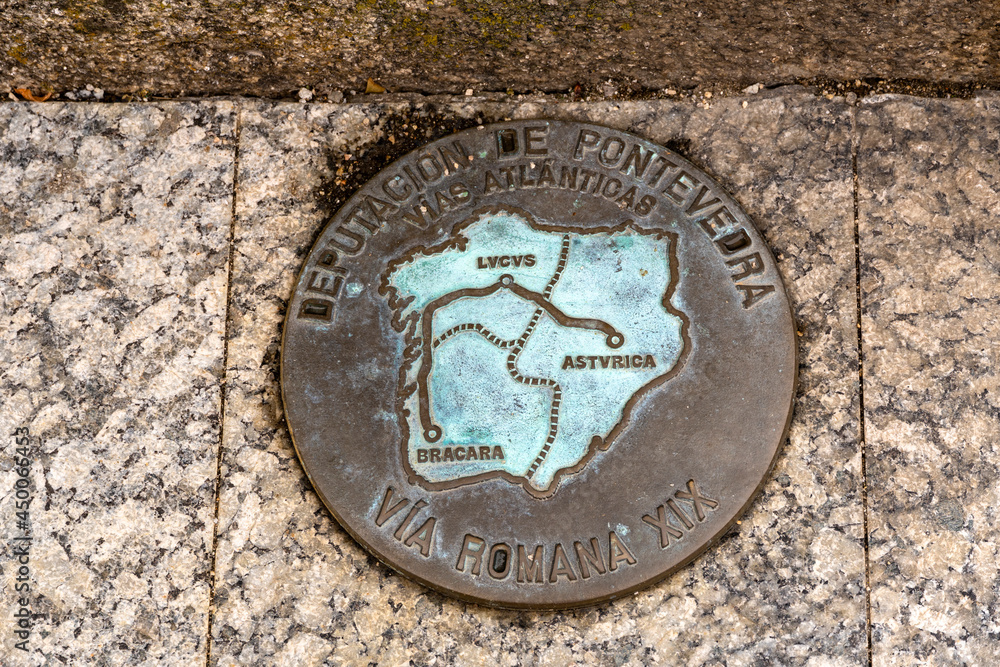 Spain way of Santiago de Compostela, symbols and indications for the way