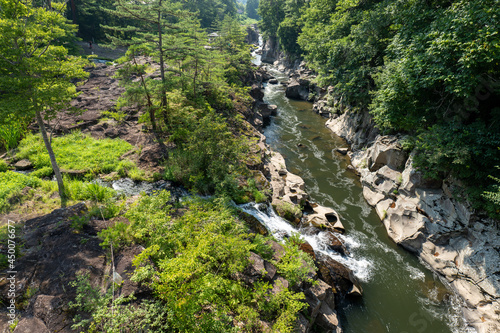 夏の厳美渓 岩手県一関市