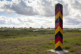 niemiecki słup graniczny przy granicy z Polską