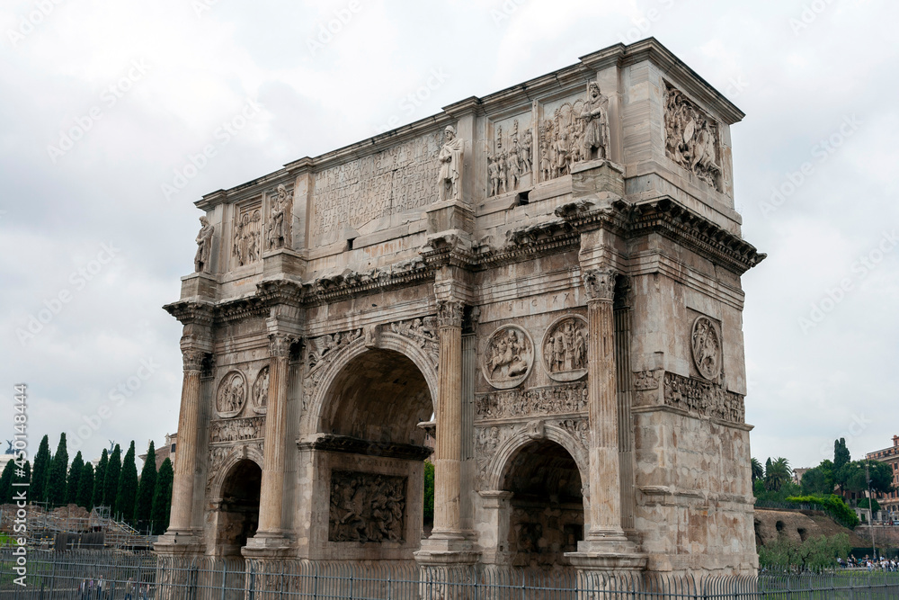 Arch of Constantine on a cloudy summer day in Rome