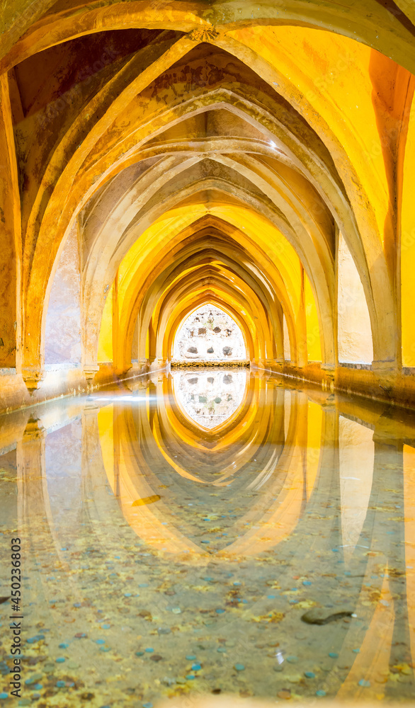 Fototapeta premium Royal Bathroom in Alcazar of Sevilla, Seville Spain