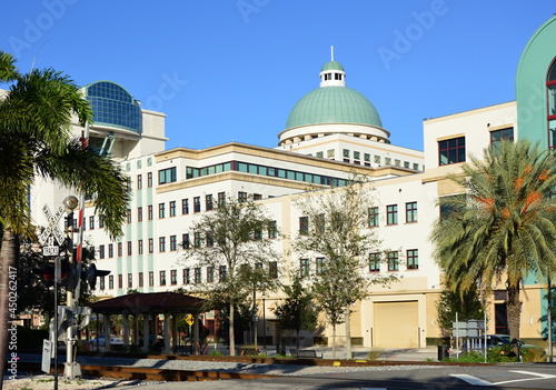 Strassenszene in der Downtown von West Palm Beach am Atlantik, Florida