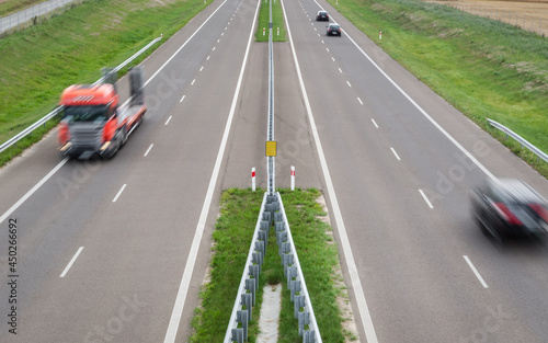 EXPRESSWAY - Car traffic on a modern road 