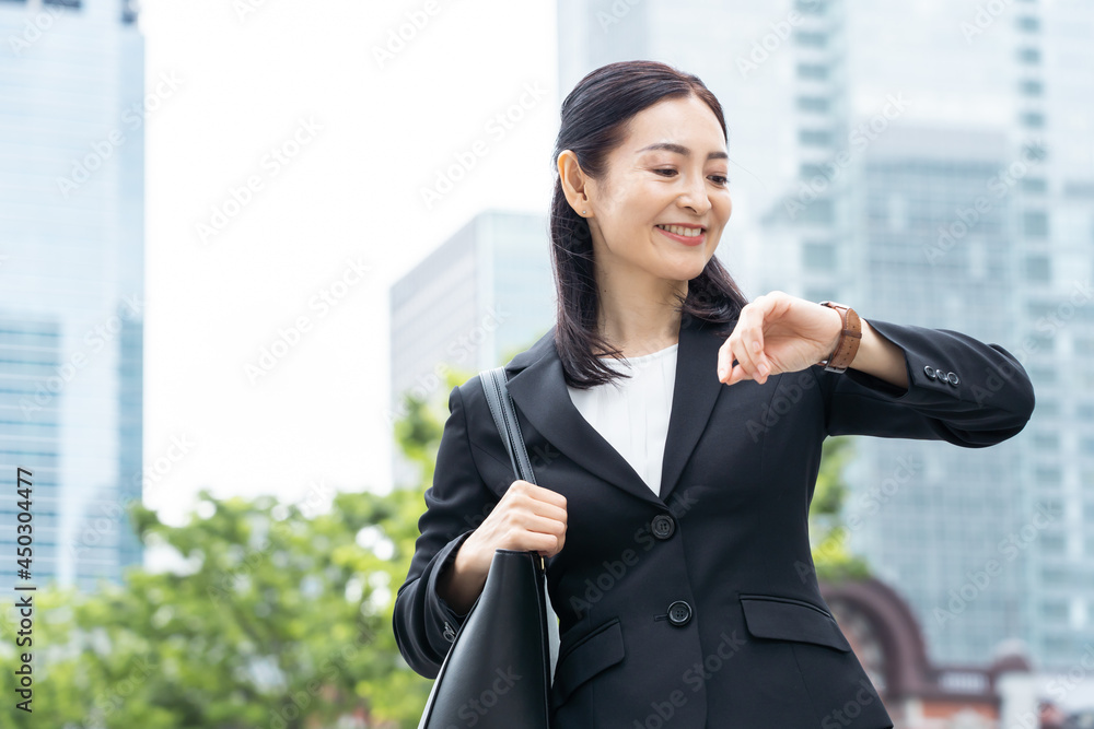 ミドル　女性　ポートレート