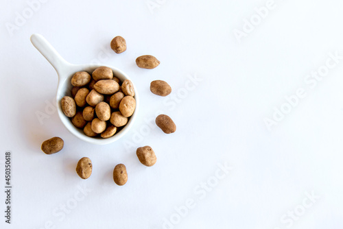 Peanuts on white background. © Giovani Dressler