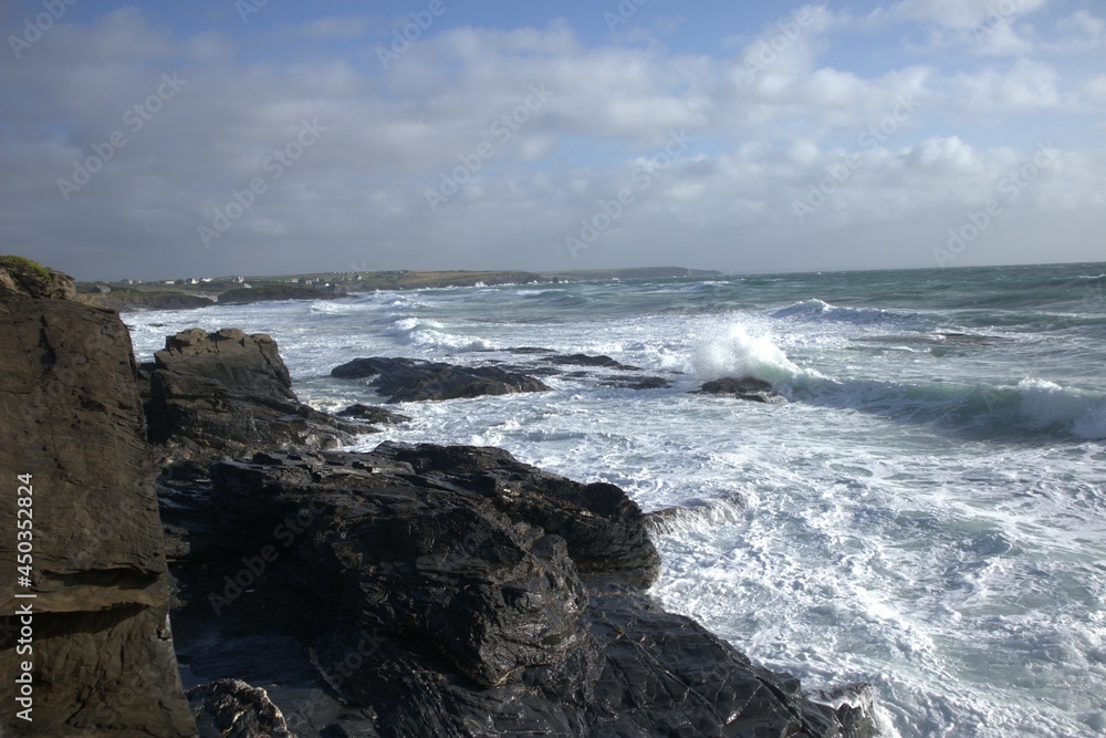 Cornwall - Coastline - Waves 