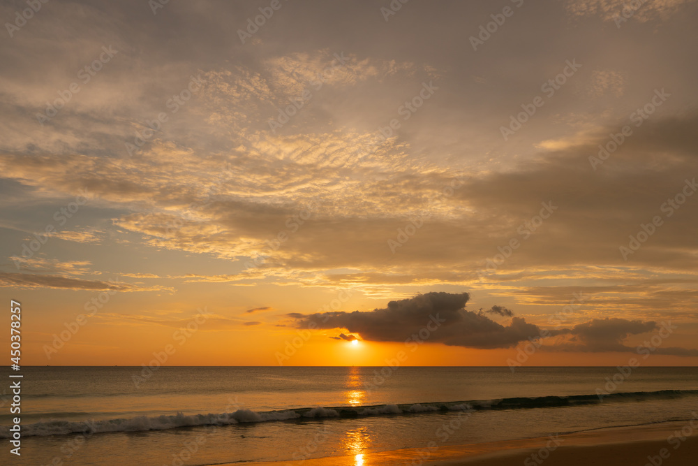 Fototapeta premium sunset on the beach
