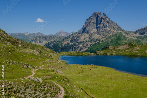 Gentau lake, Ayous lakes tour, Pyrenees National Park, Pyrenees Atlantiques, France