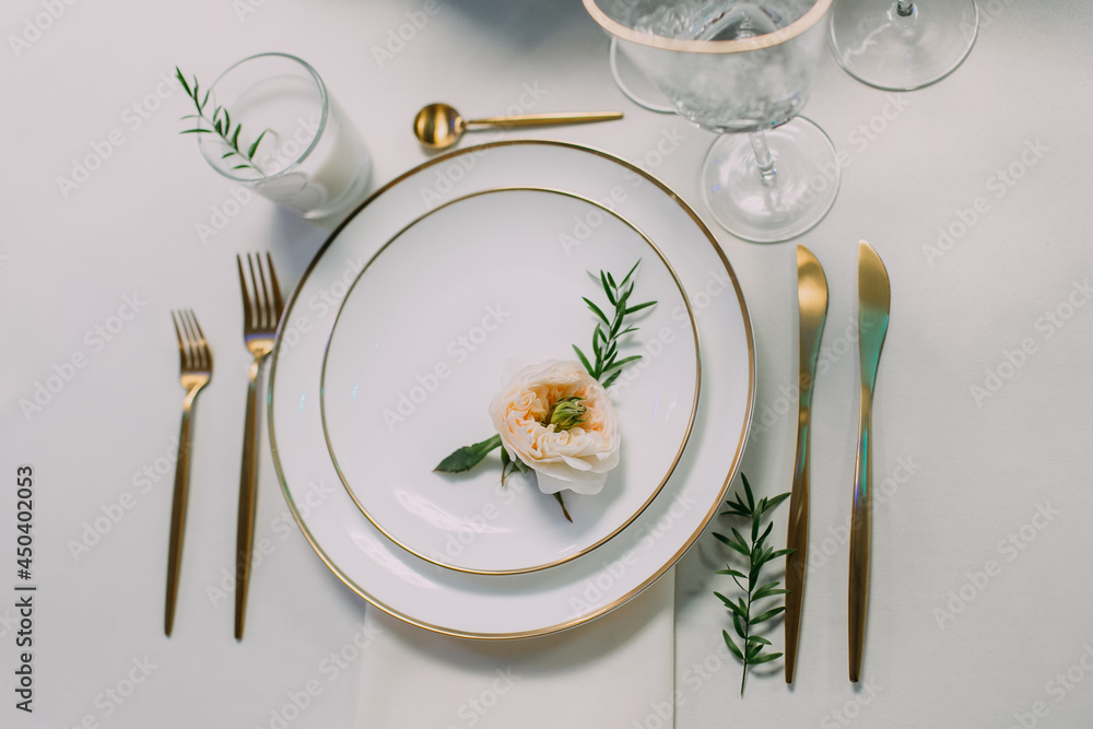 Stylish decor of the wedding banquet hall Stylish decor of the wedding banquet hall