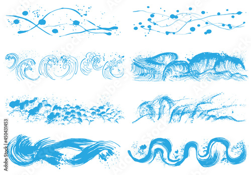 和風の波　流水　手書きの毛筆イラストのセット
