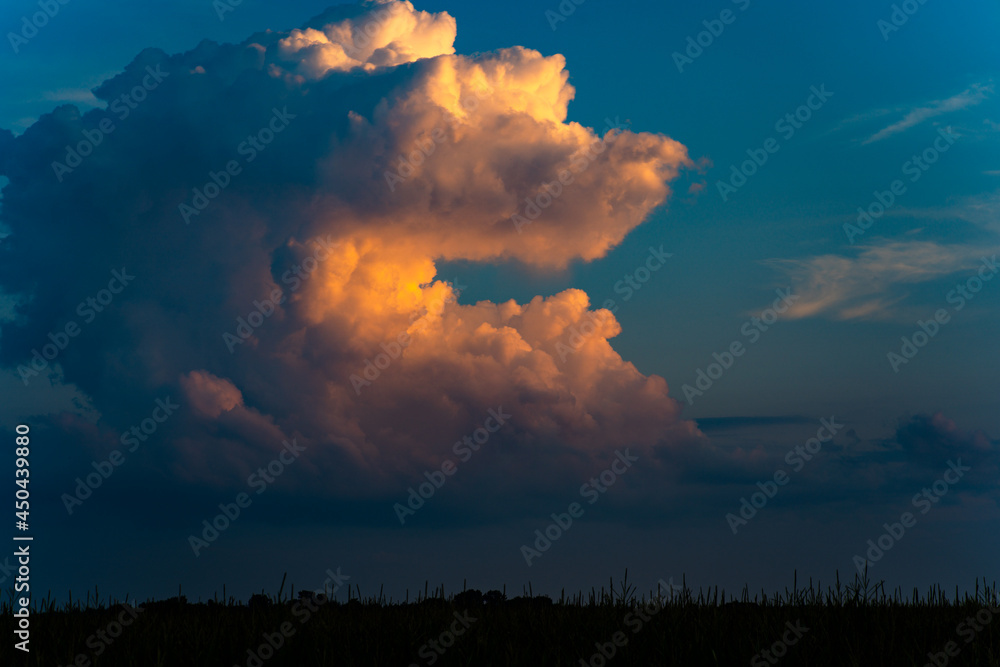 Fototapeta premium clouds and sunset