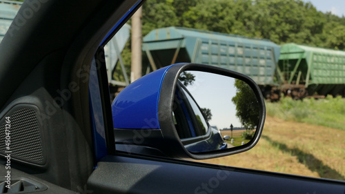 Obraz na plátně Land Vehicle Waiting For The Train Passing At Railway Crossing