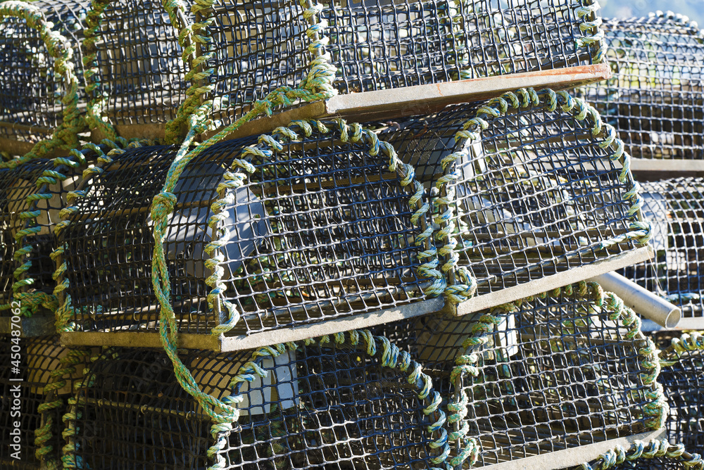 Empilement de casiers pour la pêche au homard