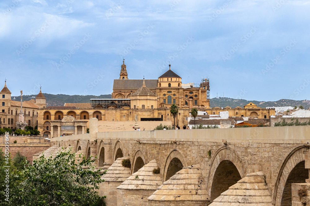 Mosque-Cathedral and the Roman Bridge with Callahora Tower (Torre de la Calahorra) in Cordoba, Andalusia, Spain