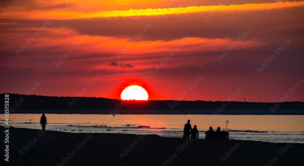 Sonnenuntergang auf der Insel Usedom an der Ostsee, Zinnowitz, Ostseebad, Strand, Postkarten Landschaft