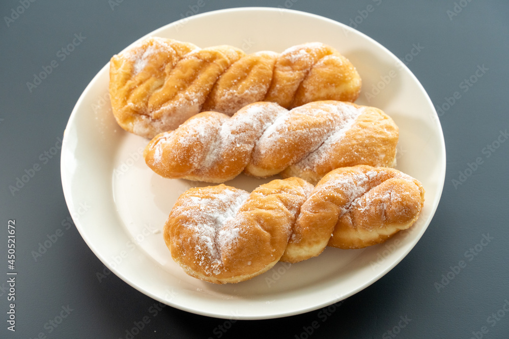 ツイストドーナツ