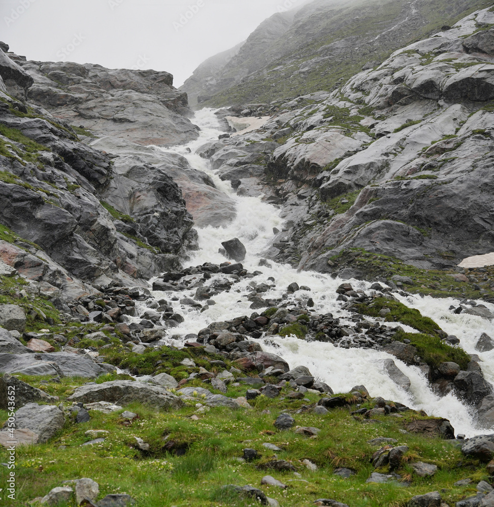 Auf dem Iseltrail: Wanderung zur Clarahütte von Prägraten - Schlechtes Wetter gibt es nicht