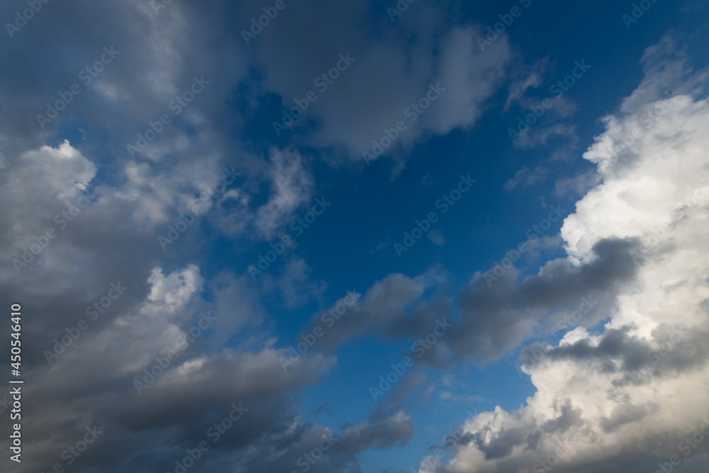 Wolken blauer Himmel Sonne Licht Hintergrund Wetter Sturm Regen Wind Formen Natur Deutschland Nordsee Klima Wandel Erderwärmung Meteorologie Vorhersage schön Sommer Jahreszeiten oben Wasser Aerosole 