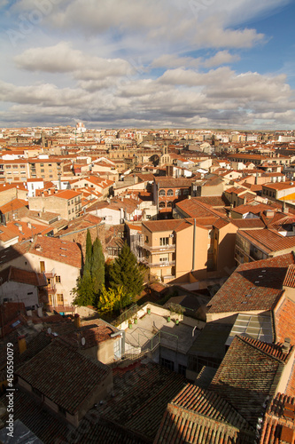 Monumentos y Vistas de la Ciudad de Salamanca, comunidad autonoma de Castilla La Mancha, pais de España o Spain