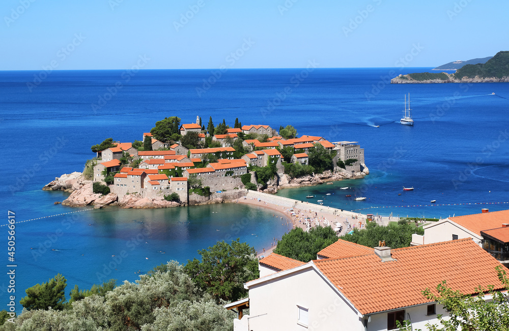 City and fortress on the island. Montenegro, the city of Sveti Stefan.