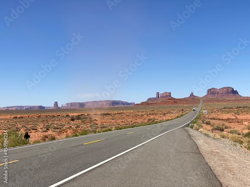 Forrest Gump Road Monument Valley