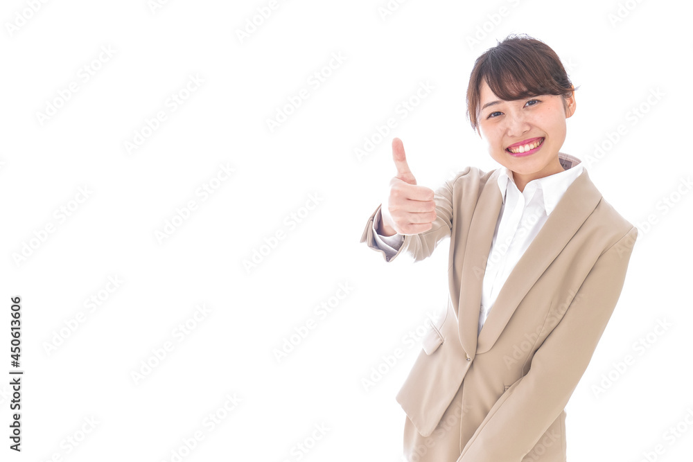 施設の消毒作業をする女性 施設の消毒作業をする女性