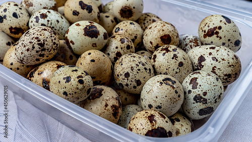 quail eggs in a bowl