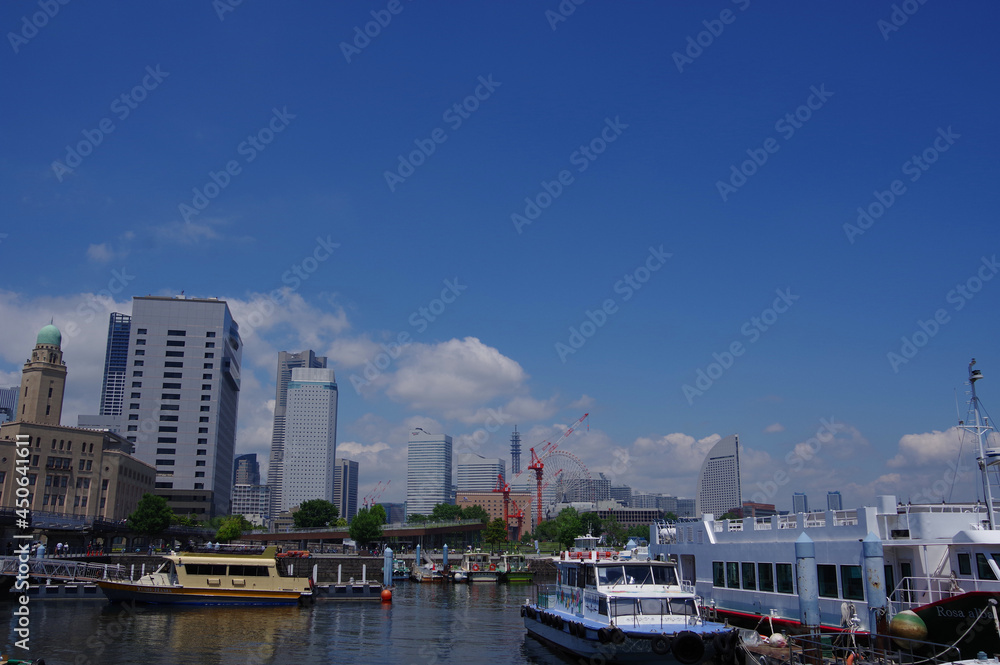 快晴の港町横浜の風景 快晴の港町横浜の風景