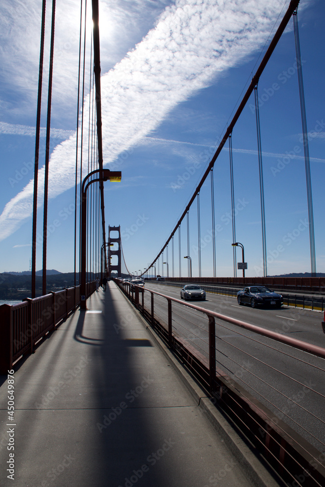 Obraz premium bridge over the river