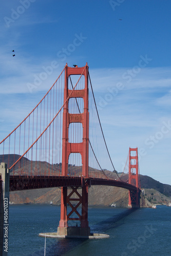 golden gate bridge city © Laurence