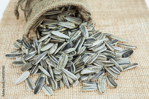 Obraz na plátně Sunflower seeds in sacks.