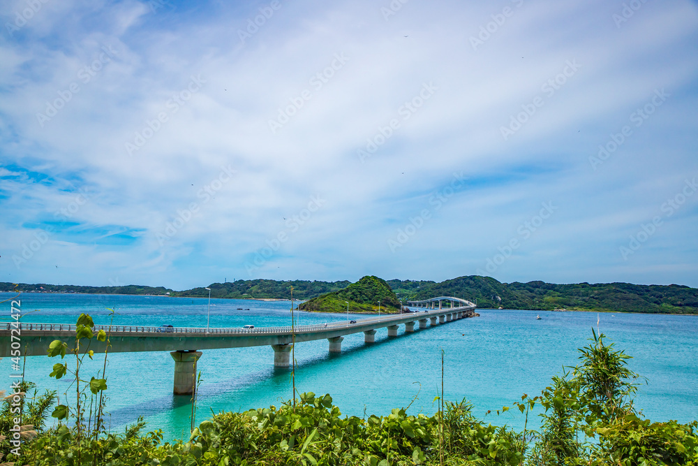 山口県下関市　夏の角島大橋　