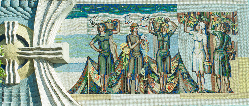 Obraz premium soviet mosaic about the work of women