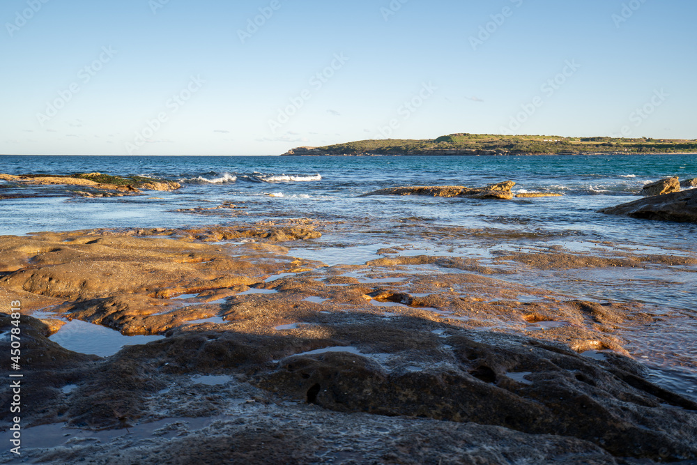 Obraz premium landscape with ocean and rocks