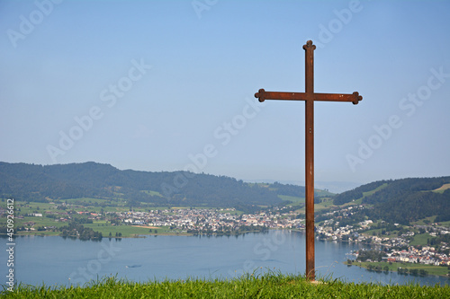 Flurkreuz bei Oberägeri, Kanton Zug, mit Ägerisee