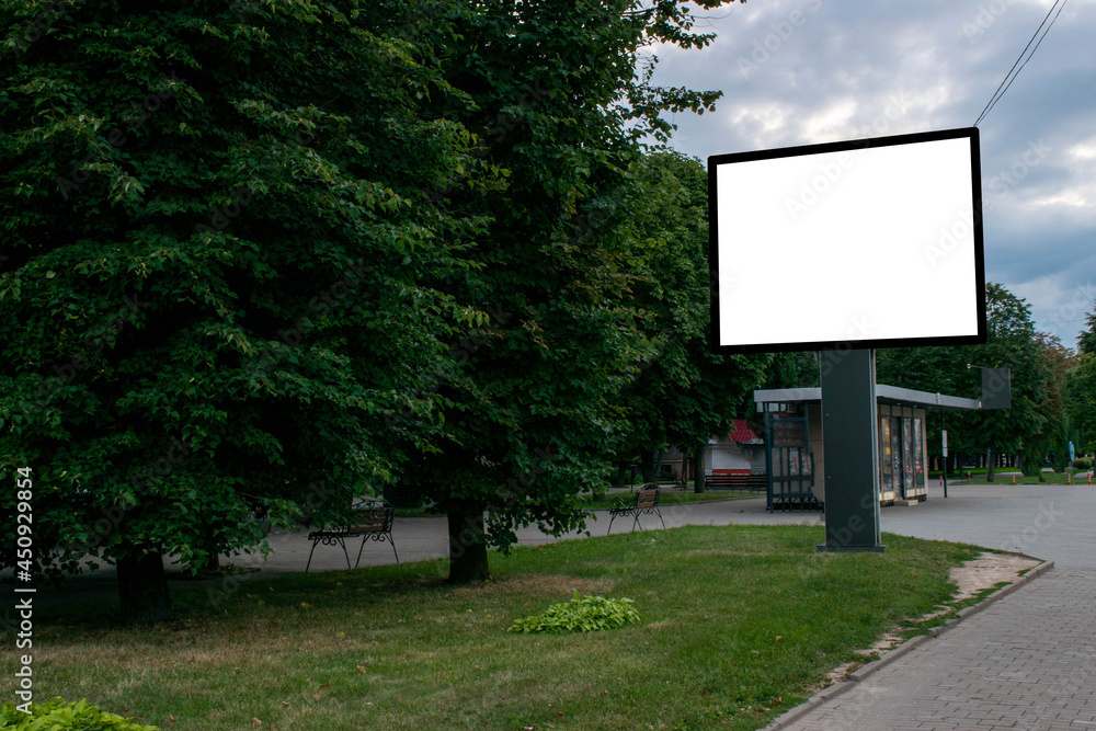 Fototapeta premium blank billboard in the park