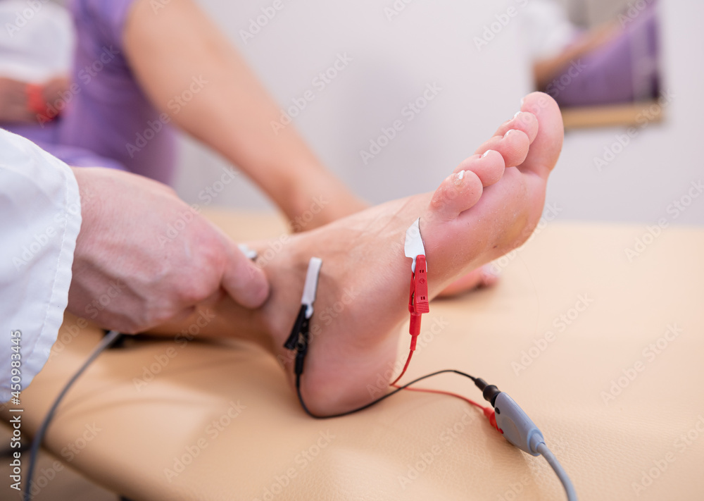 Fototapeta premium Patient nerves testing using electromyography at medical center
