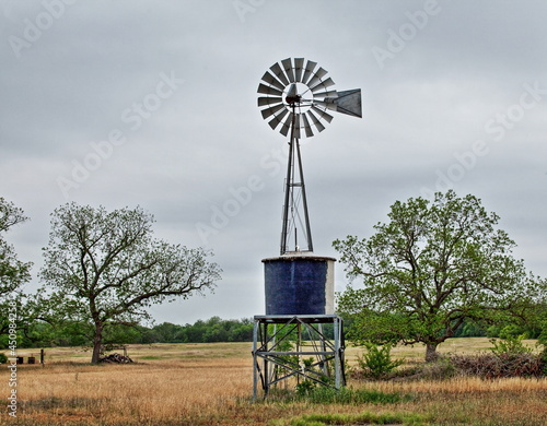 Mann Crossing Windmill photo