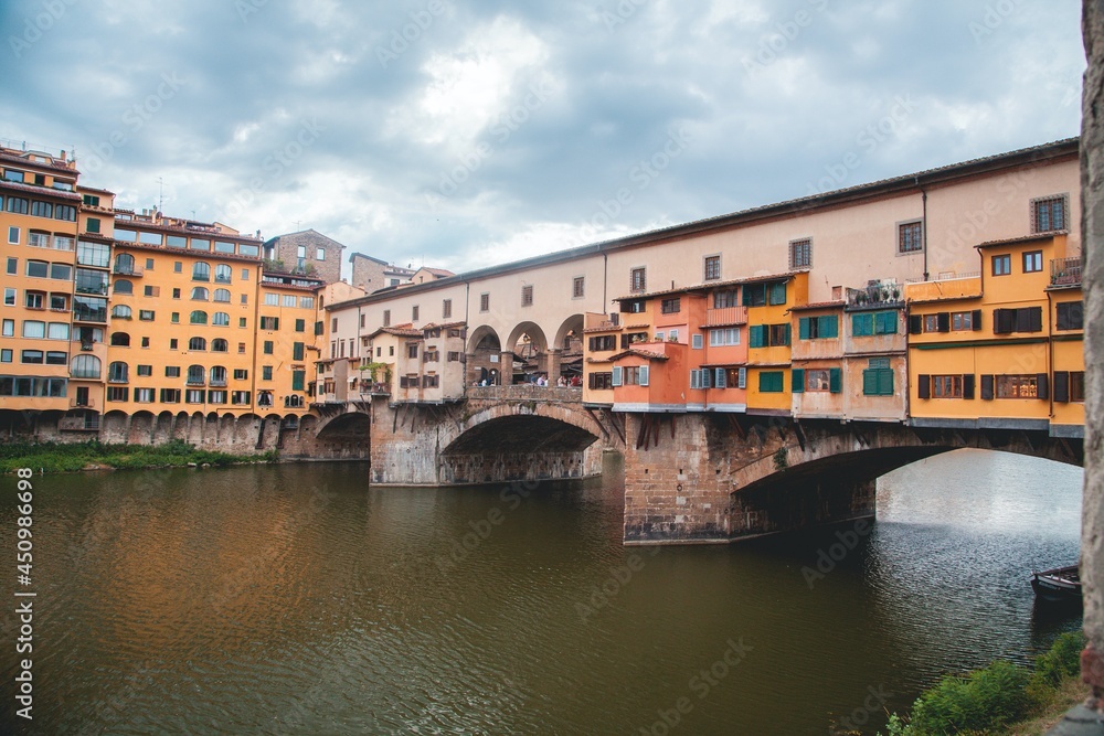 VIews of the Ponte Vecchio in Florence, Italy