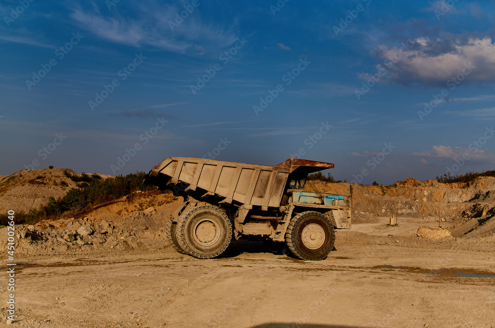 Obraz premium Construction big machine industry excavator bulldozer work