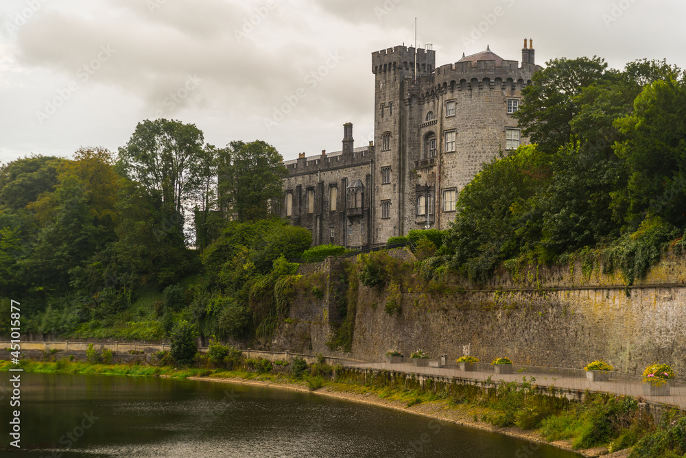 castle of trim in ireland